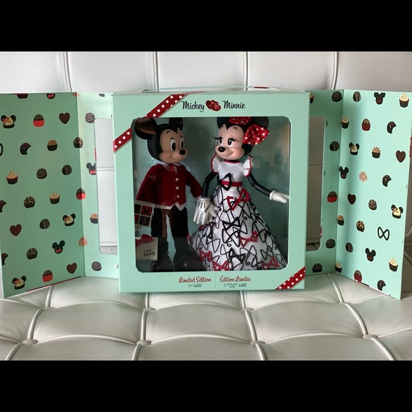 Mickey & Minnie Limites Edition 1 of 4600